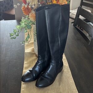 Elegant Black Women's Knee-High Boots Size 8.5